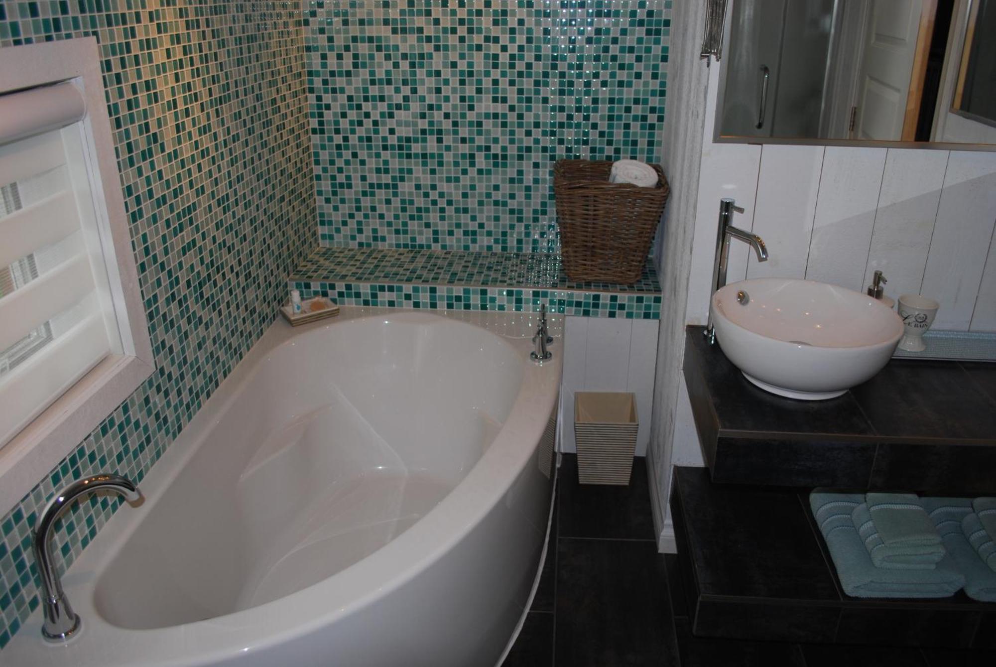 Auberge Des Eaux Vives 라말베 외부 사진